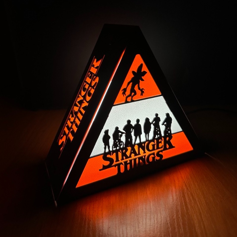 Lampka LED 3D – Stranger Things (inspiracja)